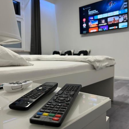 Freshly Renovated City Apartments Essen Kitchen Wifi Near Duesseldorf Airport Dış mekan fotoğraf