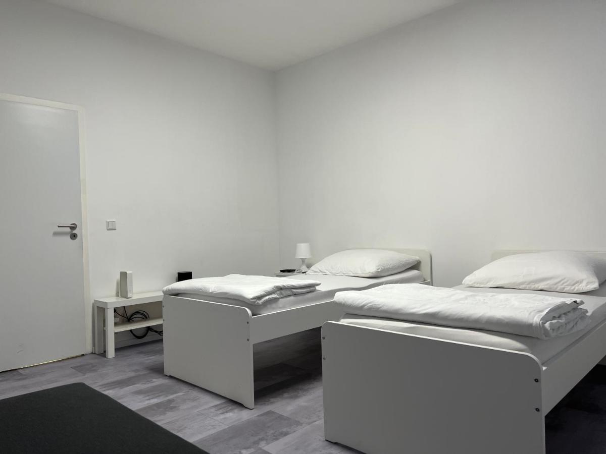 Freshly Renovated City Apartments Essen Kitchen Wifi Near Duesseldorf Airport Dış mekan fotoğraf